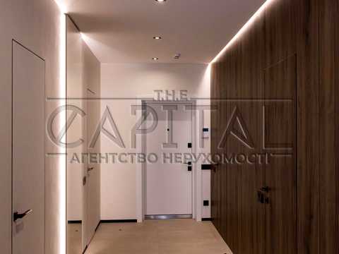 квартира за адресою Причальна вул., 10
