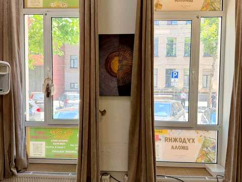 комерційна за адресою Європейська вул. (Миронова), 7-А