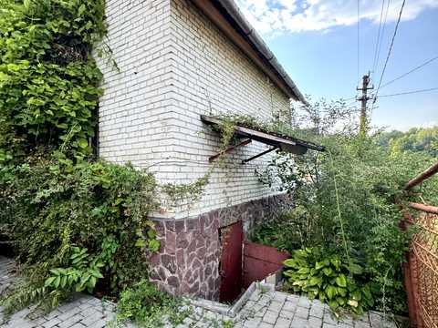 дом по адресу Лісова