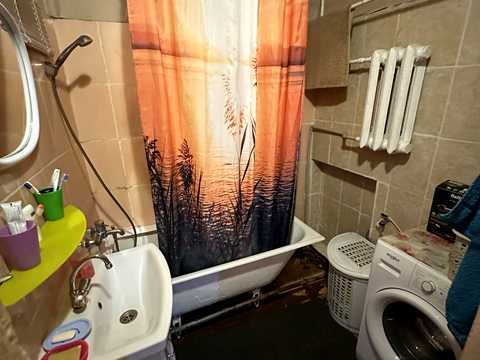 квартира по адресу Строителей ул., 41