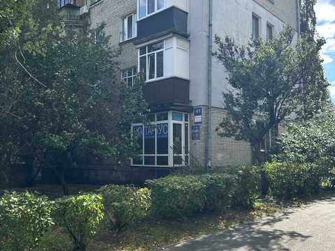 квартира по адресу Строителей ул., 41
