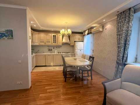 квартира за адресою Паркова вул., 36
