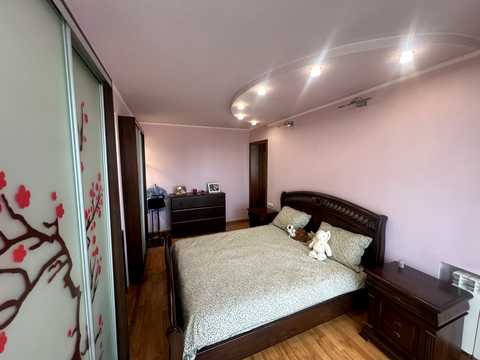 квартира за адресою Велика Бердичівська вул., 10