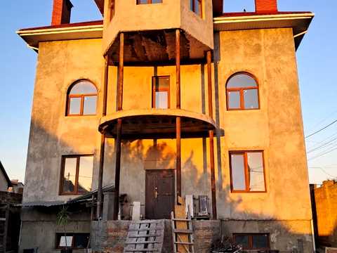 будинок за адресою Квіткова вул., 18