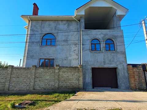 будинок за адресою Квіткова вул., 18