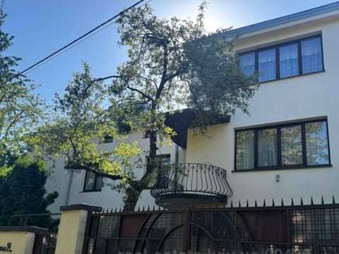 квартира за адресою Литовська вул., 12