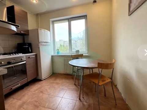 квартира за адресою Героїв просп., 4