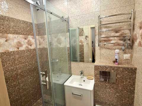 квартира за адресою Бориса Гмирі вул., 12-Б