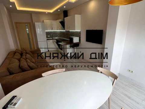 квартира за адресою Драгоманова вул., 40-Е