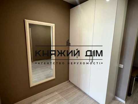 квартира за адресою Драгоманова вул., 40-Е