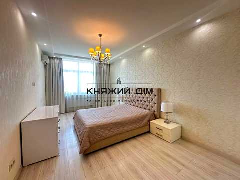 квартира за адресою Драгоманова вул., 40-Е