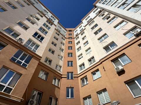 квартира за адресою Героїв Небесної Сотні просп., 34/2