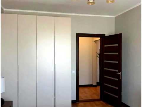 квартира за адресою Сім'ї Кульженків вул. (Петра Дегтяренка), 21