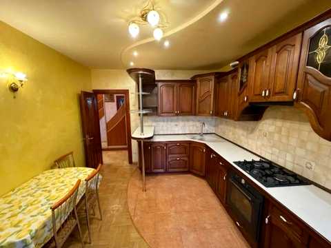 квартира по адресу Перфецкого ул., 11