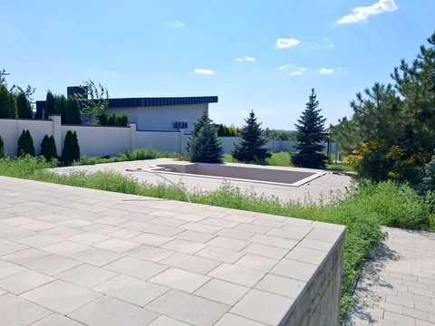 будинок за адресою Нова