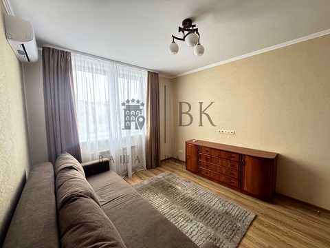 квартира по адресу Александровская ул., 1