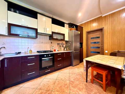 будинок за адресою Дрогобич, Петра Дорошенка вул., 27
