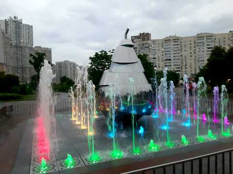квартира за адресою Срібнокільська вул., 1