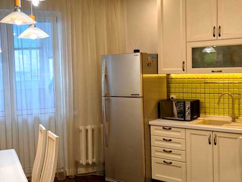 квартира за адресою Срібнокільська вул., 1