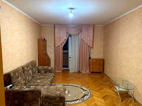 квартира за адресою Срібнокільська вул., 24