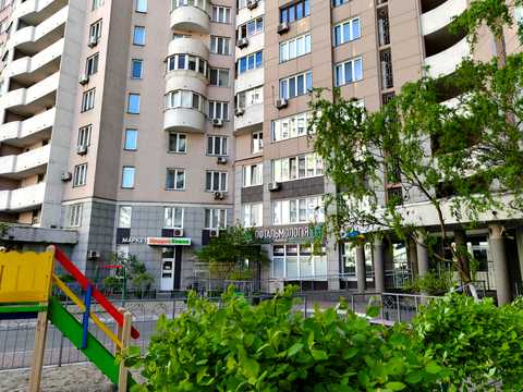 квартира за адресою Срібнокільська вул., 1