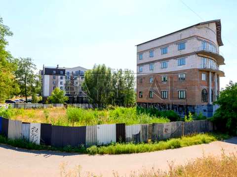коммерческая по адресу Радужная ул., 1