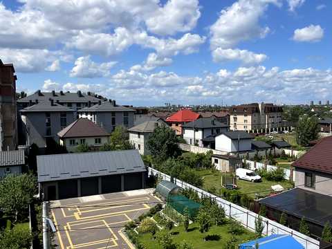 квартира за адресою Івана Білика вул. (Яблунева), 11
