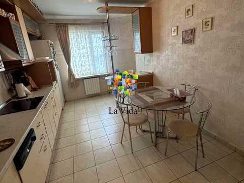 квартира по адресу Миколы Бажана просп., 36
