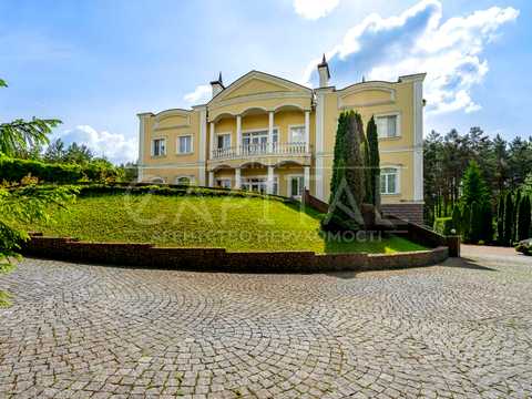 дом по адресу центральна