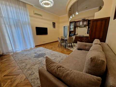 квартира за адресою Івана Франка вул., 3