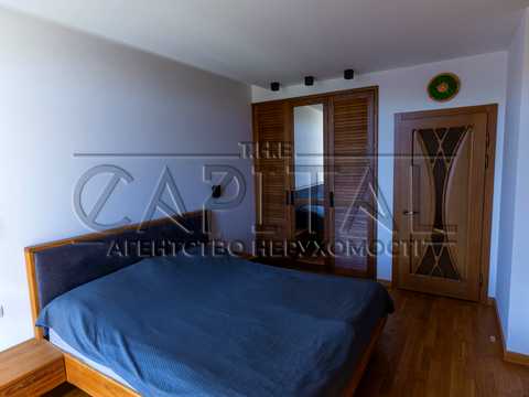 квартира за адресою Регенераторна вул., 4 к4