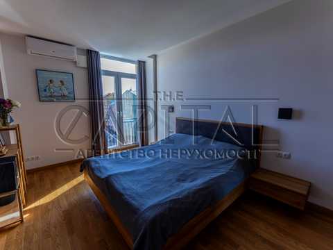 квартира за адресою Регенераторна вул., 4 к4