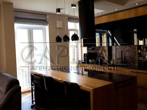 квартира за адресою Регенераторна вул., 4 к4