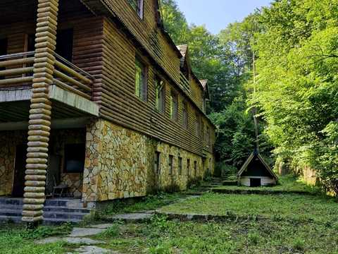 коммерческая по адресу Без назви, 1