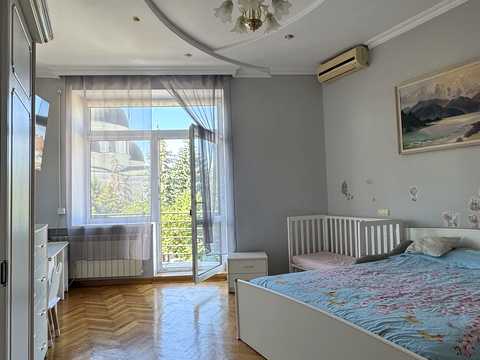 квартира за адресою Ольги Кобилянської вул., 31