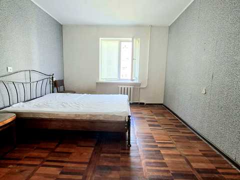 квартира за адресою Будівельників бульв., 21а