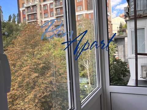 квартира за адресою Івана Франка вул., 8-А