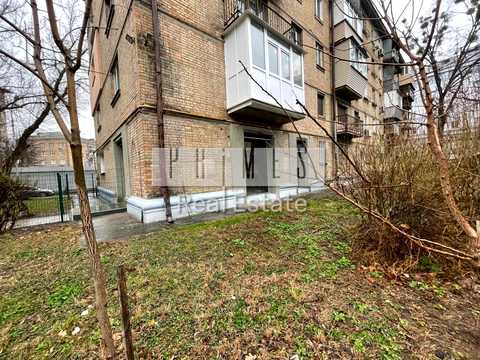 коммерческая по адресу Олександра Копиленка ул., 3