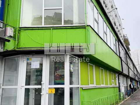 комерційна за адресою Лариси Руденко вул., 6а