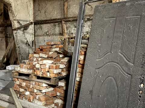 коммерческая по адресу Михайла Лисиці, 5
