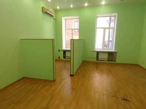 коммерческая по адресу Крещатик ул. (Kreschatic), 44