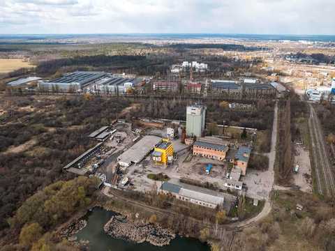 комерційна за адресою Кожанське шосе, 1