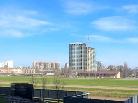 квартира за адресою Краснова вул., 1-В