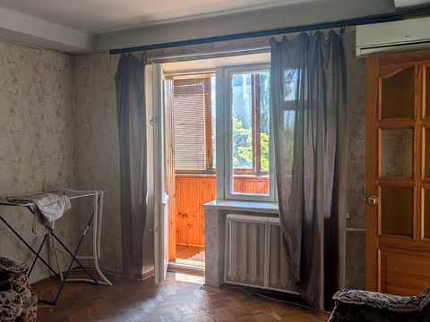 квартира за адресою Нагірна вул., 12