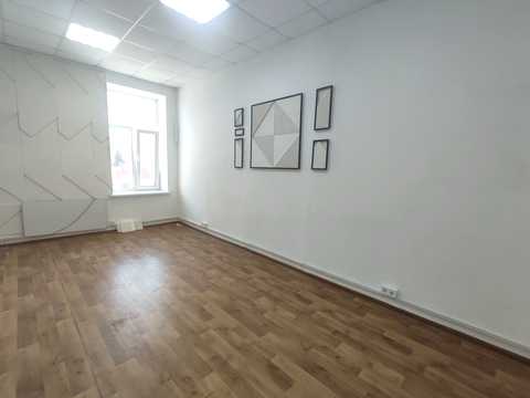 коммерческая по адресу Крещатик ул. (Kreschatic), 44