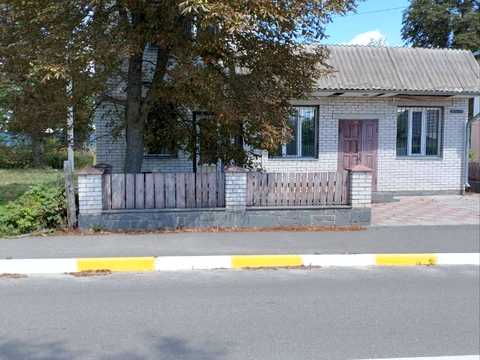 комерційна за адресою Освіти, 5