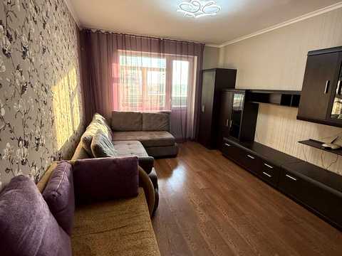 квартира за адресою Квартальна вул., 6