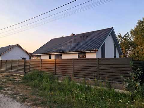 будинок за адресою с. Путрівка, Лісовий пров.