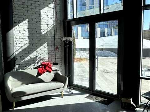 коммерческая по адресу Андрея Верхогляда ул. (Михайла Драгомирова), 17-В