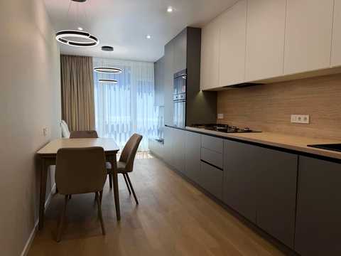 квартира за адресою Хіміків вул., 28, к.1-6